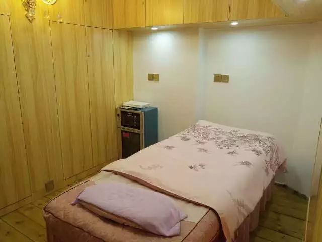 鄭州美博會：24小時化妝品店你見過么？